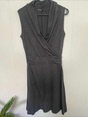Prana Dark Gray Sleeveless Faux-Wrap V-Neck Dress Errands